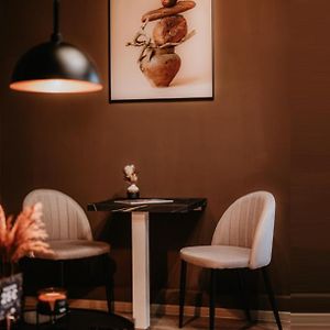 Llr Design Apartment - Sepia Toffee Im Zentrum Von Koblenz
